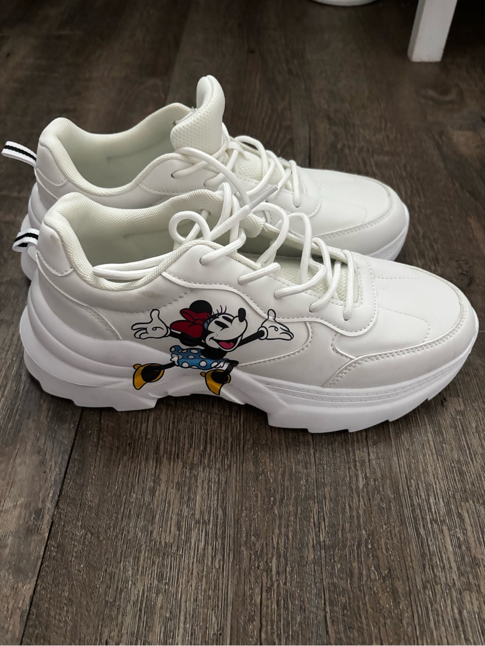 Womens White Minnie Mouse Graphic Chunky Sneakers
